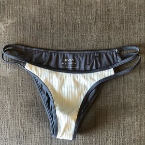Liner Intact! RVCA bathing suit bottoms - Size XS